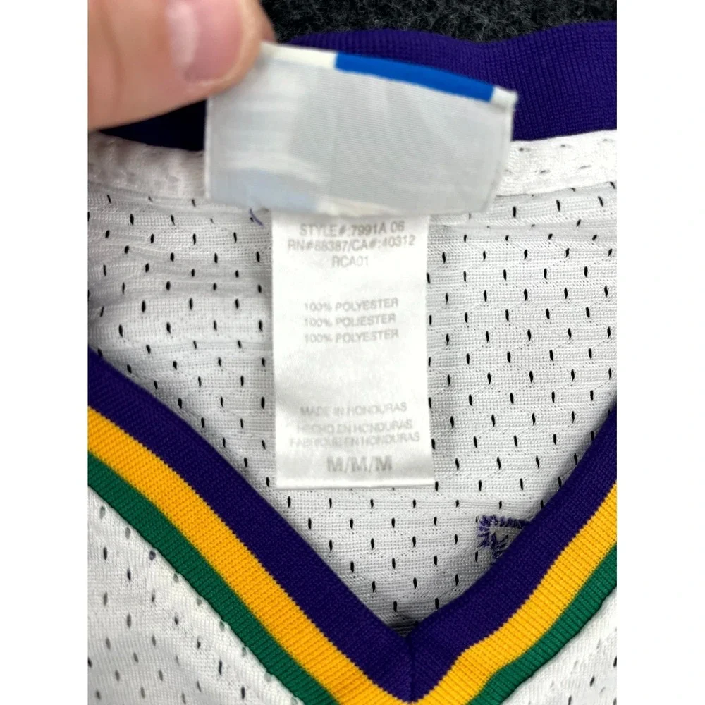 Utah Jazz Jersey Men M White Karl Malone #32 Adidas Basketball Hardwood Classics
